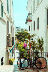 V&eacute;lo dans une rue espagnole