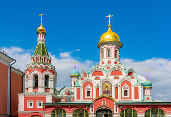 Fototapeta na wymiar Kazan cathedral on Red square, Moscow, Russia