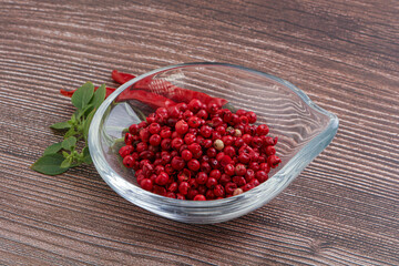 Red pepper seeds in the bowl