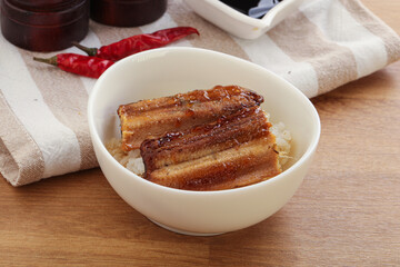 Roasred eel with steamed rice