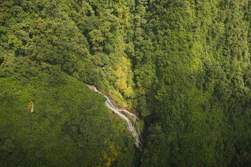 Fansipan Cable Car and Mountains in Sapa, Vietnam - ベトナム サパ ファンシーパン ケーブルカー