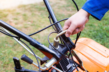 height adjustment of the steering wheel in the tillerblock before starting work and running-in. Industry