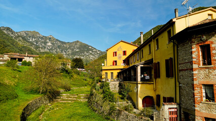 Lo storico borgo di Cison di Valmarino con il castello di CastelBrando regione del Valdobbidene in...