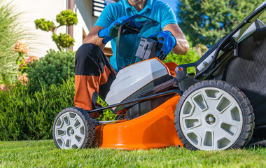 Replacing Dead Battery In a Modern Cordless Grass Mower