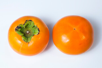白背景の柿の写真 鳥取県 輝太郎柿