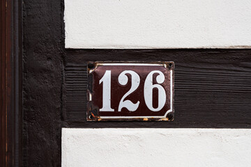 Hausnummer 126