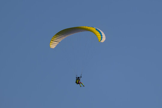 Parapente en la Sierra de Guadarrama