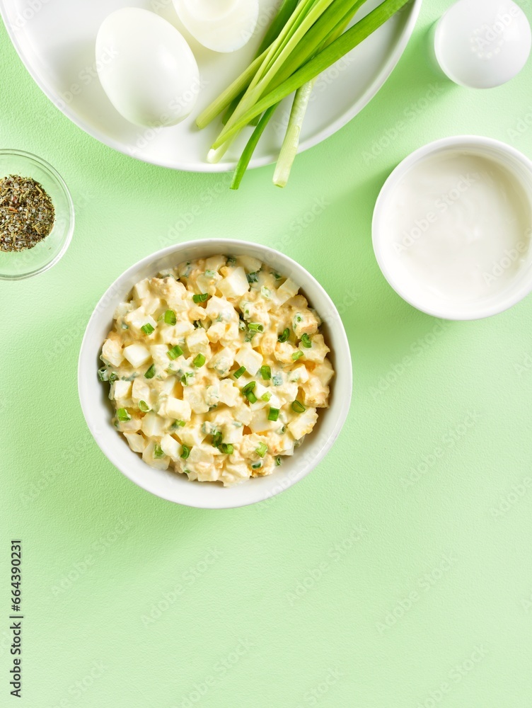 Wall mural Egg salad with scallion