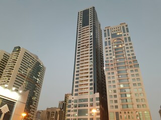 Fototapeta na wymiar High Rise Building View Evening Time Sharjah