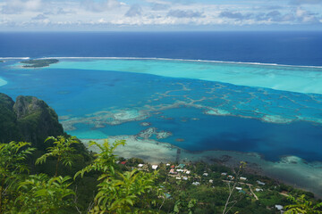 Fototapeta na wymiar Ile de Maupiti, un paradis sur terre 