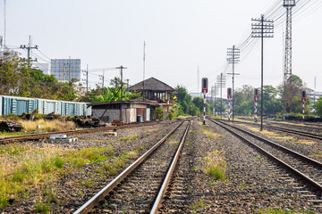 Railway tracks with many intersections and traffic lights for diesel locomotives.