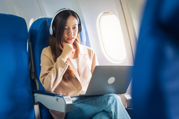 Female airplane passengers, study abroad, asian chinese people, foreign university student...