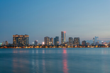 Fototapeta premium Hanoi skyline cityscape at West Lake, Tay Ho district