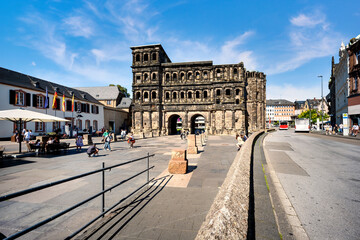 Porta Nigra, Roman City Gate in Trier - obrazy, fototapety, plakaty