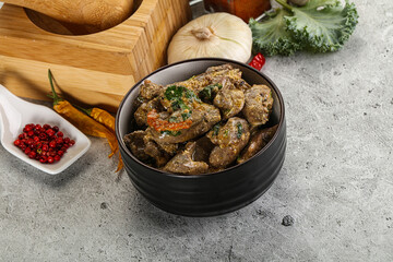 Chicken liver in cream sauce