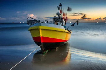 Foto auf Acrylglas Die Ostsee, Sopot, Polen Fishing boats on the beach of Baltic Sea in Sopot at dusk, Poland