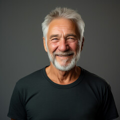 Obraz premium Portrait Happy Smile Man under photo studio light
