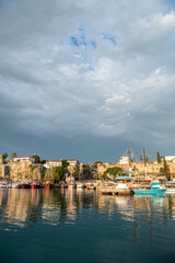 Obraz premium The harbour in Kaleici historic district in Antalya, Turkey.