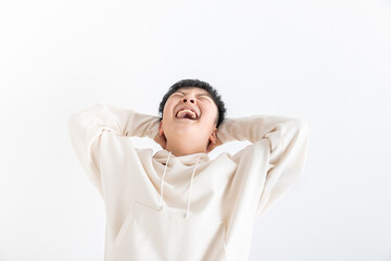 頭を抱える男の子　worried boy