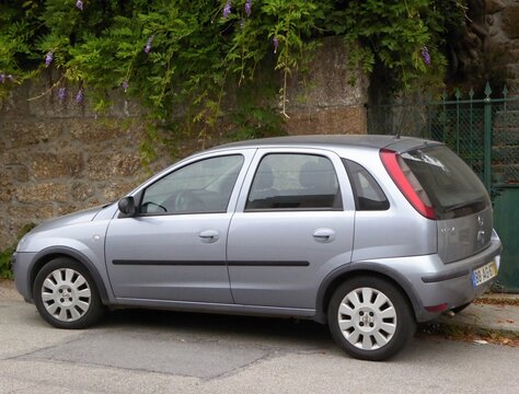 Opel Corsa, Corsa 5-Türer