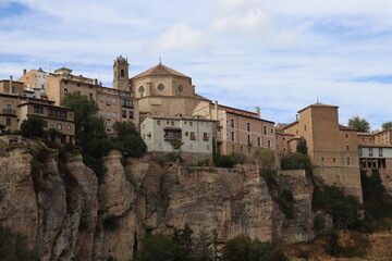 Fototapeta na wymiar Cuenca buildings on rocks beautiful nature