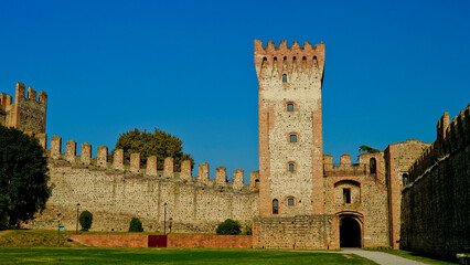 La cinta muraria de Castello Carrarese, cuore della cittadina di Este. Padova. Italia