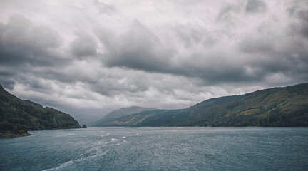 Loch Duich ist eine Bucht an der Westküste Schottlands im Nordwesthochland.
Auf einer kleinen...