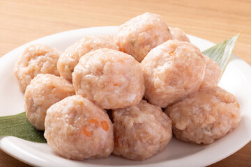 鶏団子　鶏つみれ　　(あか鶏)