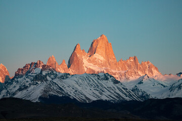 sunset in the mountains, fitz roy, el Chalten, Patagonia, Argentina