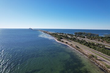 Obraz premium An aerial photograph of near Skyway Bridge, St. Petersburg, Florida, by drone pilot Anita Denunzio.