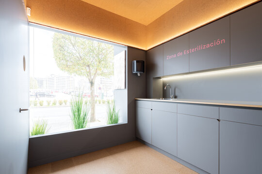 Dental clinic's sterilization space