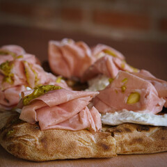 ham and cheese pizza