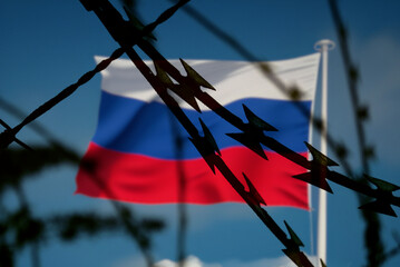 Russische Flagge hinter Stacheldraht - obrazy, fototapety, plakaty
