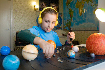 Crafting a Miniature Universe