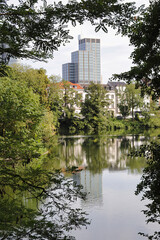 Düsseldorf, Spee´scher Graben, Blick auf das Hochhaus der Rentenversicherung