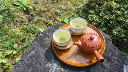 日本の緑茶イメージ｜湯呑と急須