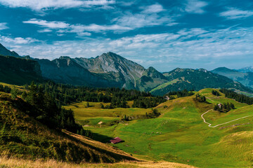 Fototapeta na wymiar Panoramic view of Swiss mountains and Lake Lucerne.