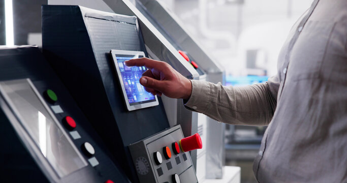 Print Operator At Factory