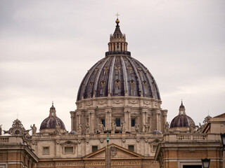 Fototapeta na wymiar St. Peter's basilica dome view, Rome, Vatican, Italy
