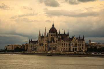 hungarian parliament