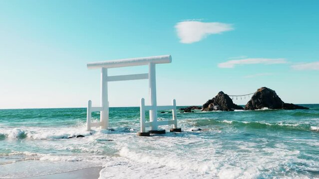 福岡糸島夫婦岩Torii gate at Futamigaura Meoto Iwa beach in Itoshima Fukuoka Japan