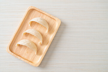 Fresh edible bird's nest or Swallow nest raw material cuisine expensive food for healthy