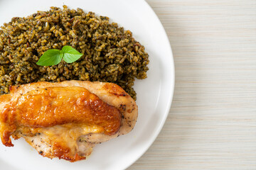 pesto fried rice with grilled chicken