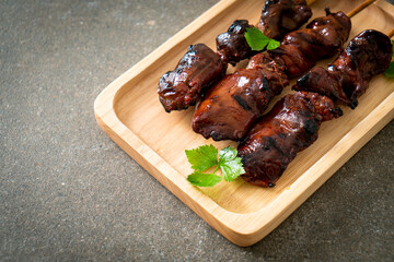 grilled chicken liver with herbs and spices