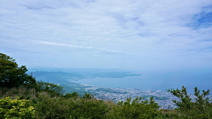 大分県鶴見岳山頂からの別府湾
