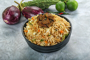 Stir fried rice with beef