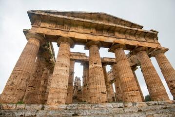 Fototapeta premium Temple of Poseidon in Archaeological Park of Paestum - Italy