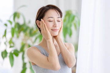 スキンケア・女性