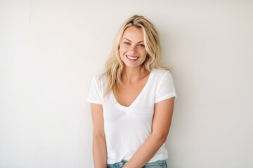 Naklejka premium Blond woman smile face portrait at home living room