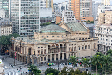Fototapeta na wymiar Teatro Municipal de São Paulo visto de cima